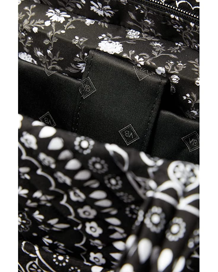 Vera Bradley Handbags Cotton Deluxe Vera Tote Bag 3 Vera Bradley Handbags Cotton Deluxe Vera Tote Bag - Image 3